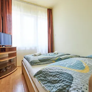 ellenőrizze a rendelkezésre állást